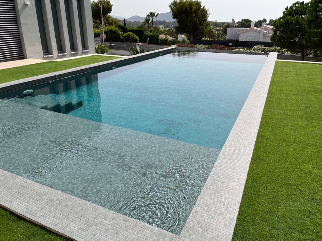 Stunning Villa 2