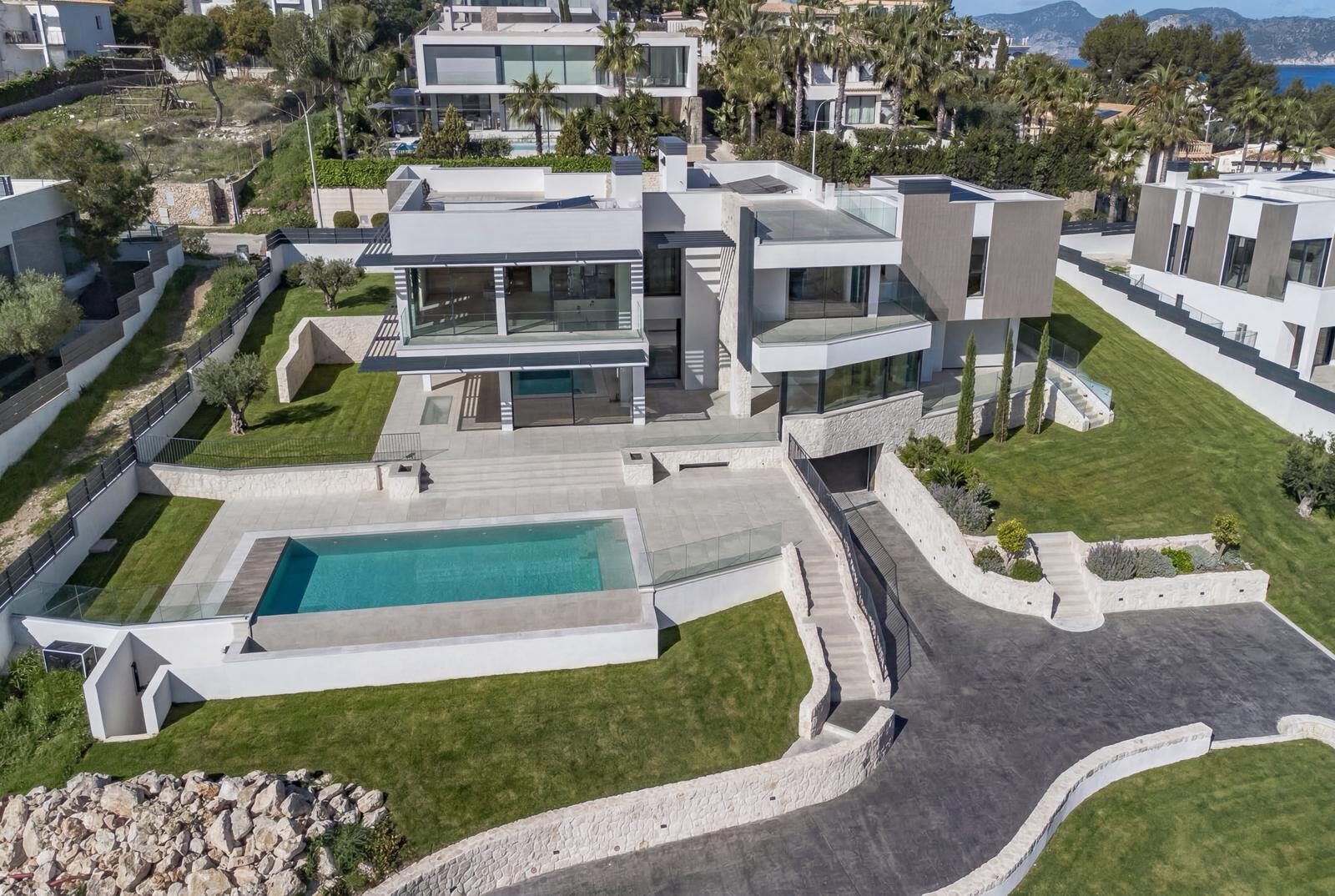 Villa Mil 6